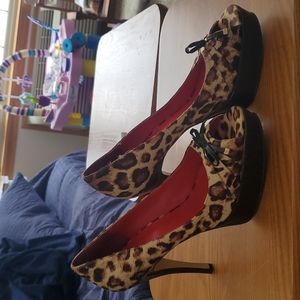 Guess leopard print heels stilletos open toe